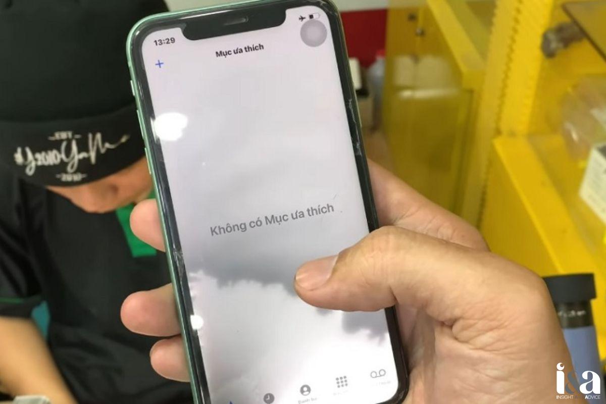 Lỗi màn hình do iPhone bị vô nước