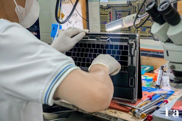 Thay phím Macbook tại Huy Dũng Mobile