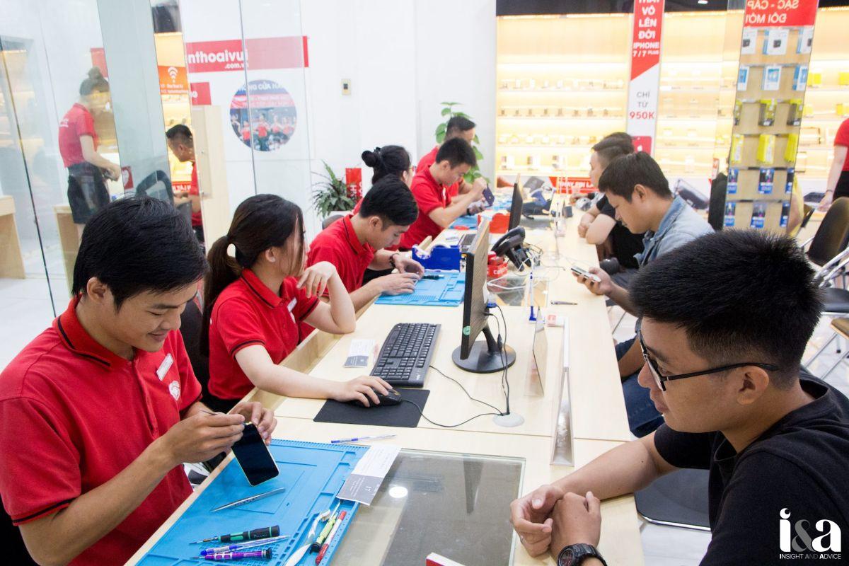 Tư vấn thay pin iPhone tại Điện Thoại Vui