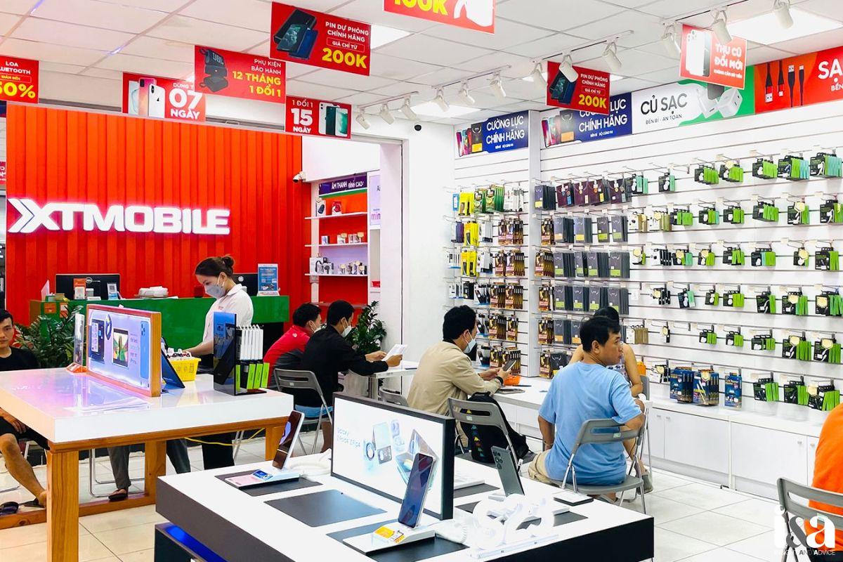 Không gian bên trong cửa hàng XTMobile