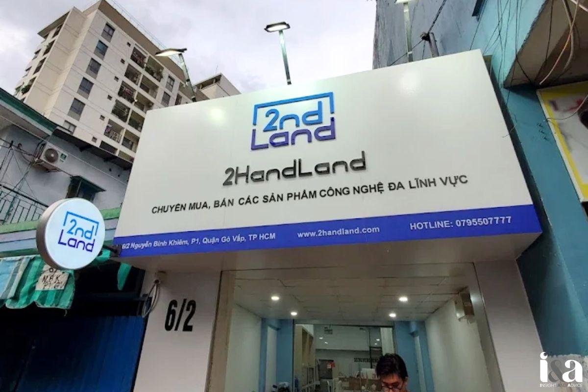 Phía trước của cửa hàng 2handland