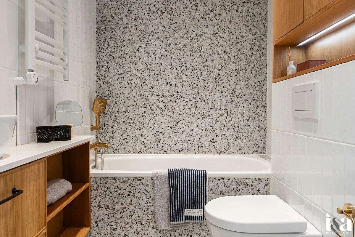 terrazzo trong phòng tắm