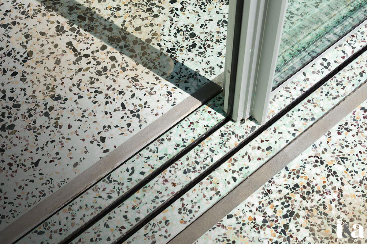 sàn Terrazzo bị ngả vàng