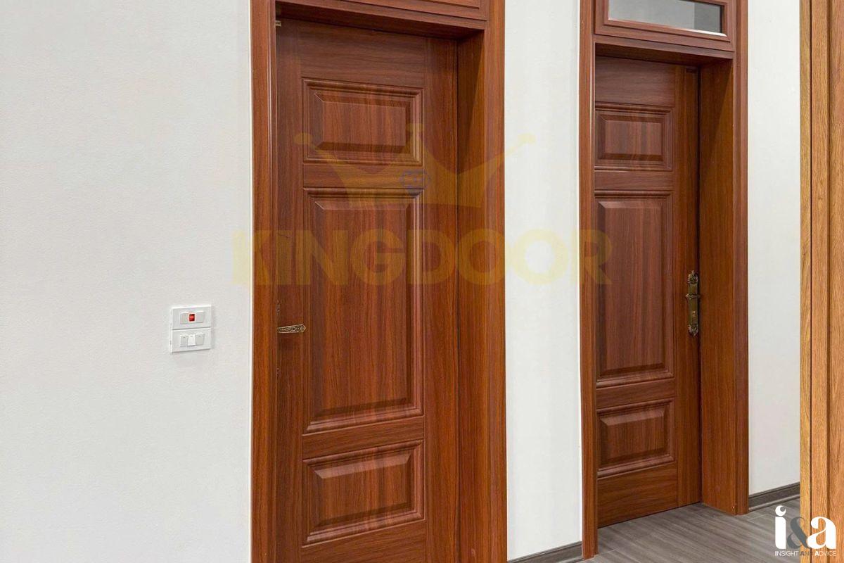 mẫu cửa gỗ tự nhiên của Kingdoor