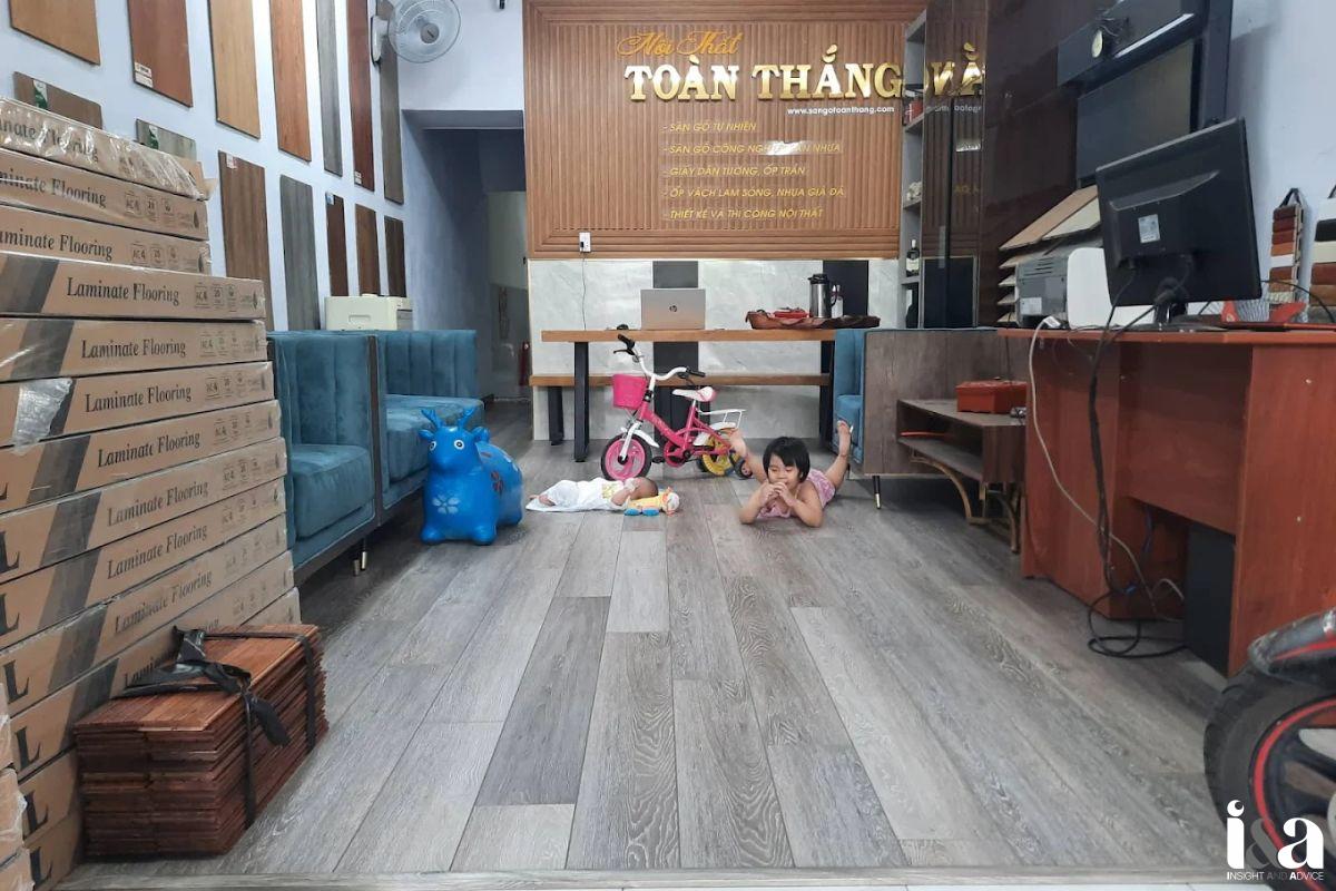 không gian showroom Toàn Thắng