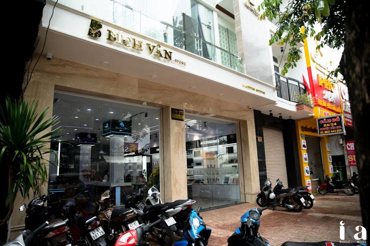 Mặt tiền Bích Vân Store