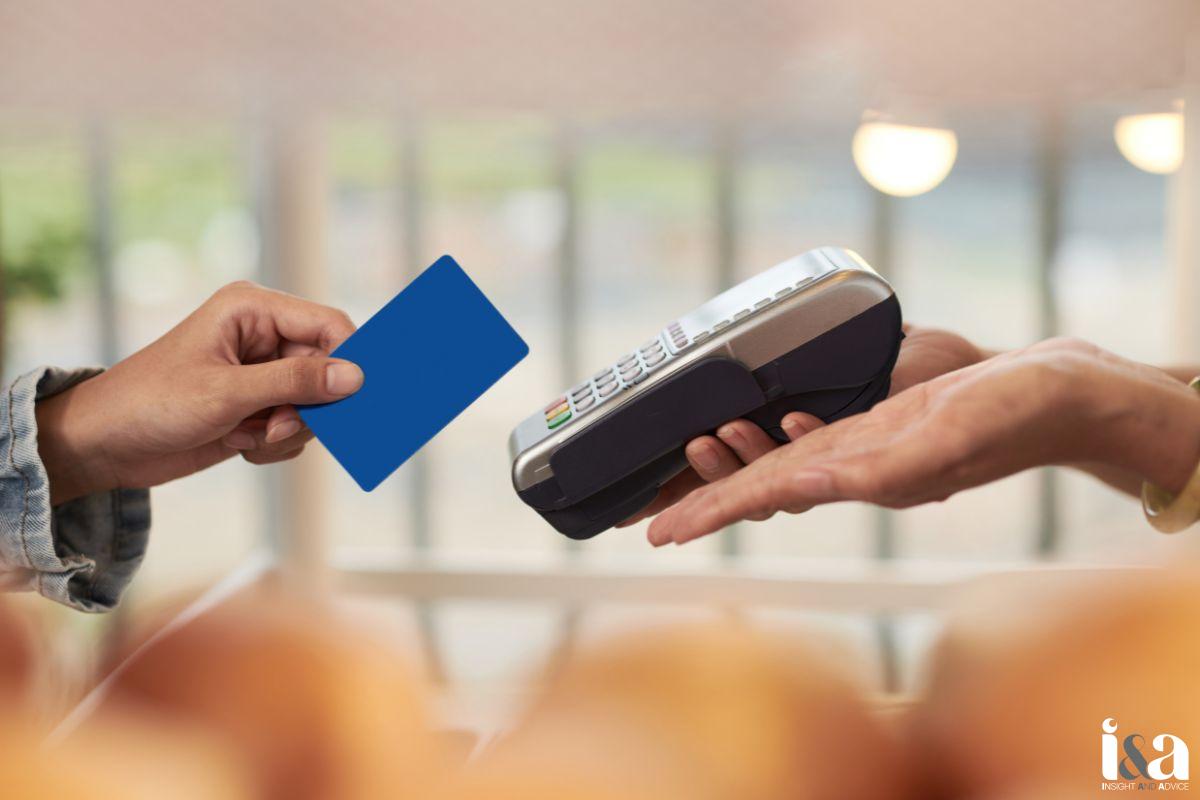 Cân nhắc trước khi quẹt thẻ