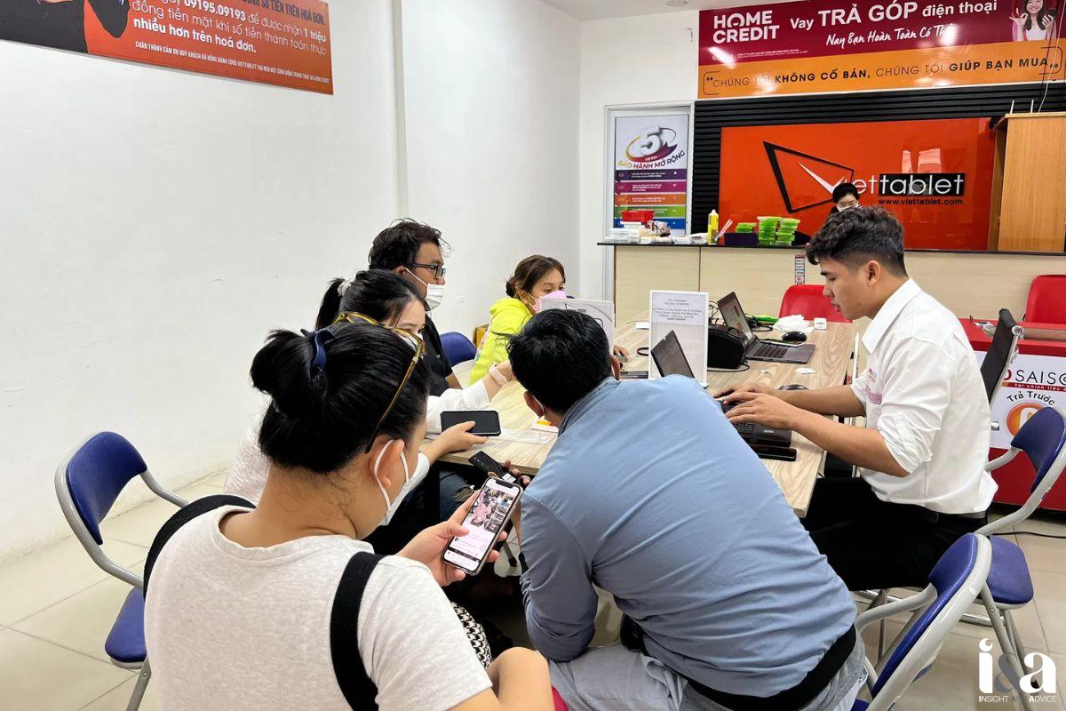 không gian mua bán bên trong Viettablet