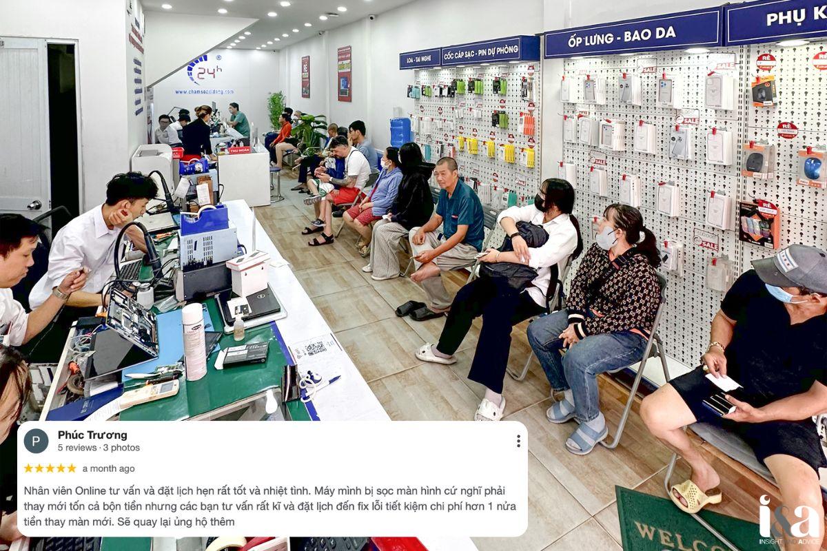 Không gian bên trong của Bệnh Viện Điện Thoại Laptop 24h