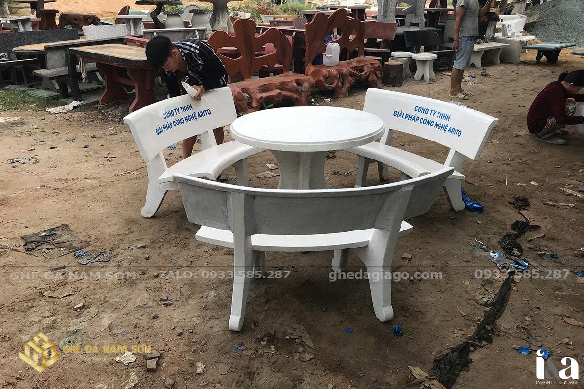 Ghế đá Nam Sơn