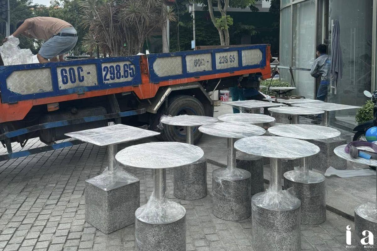 Furnio giao hàng tận nơi