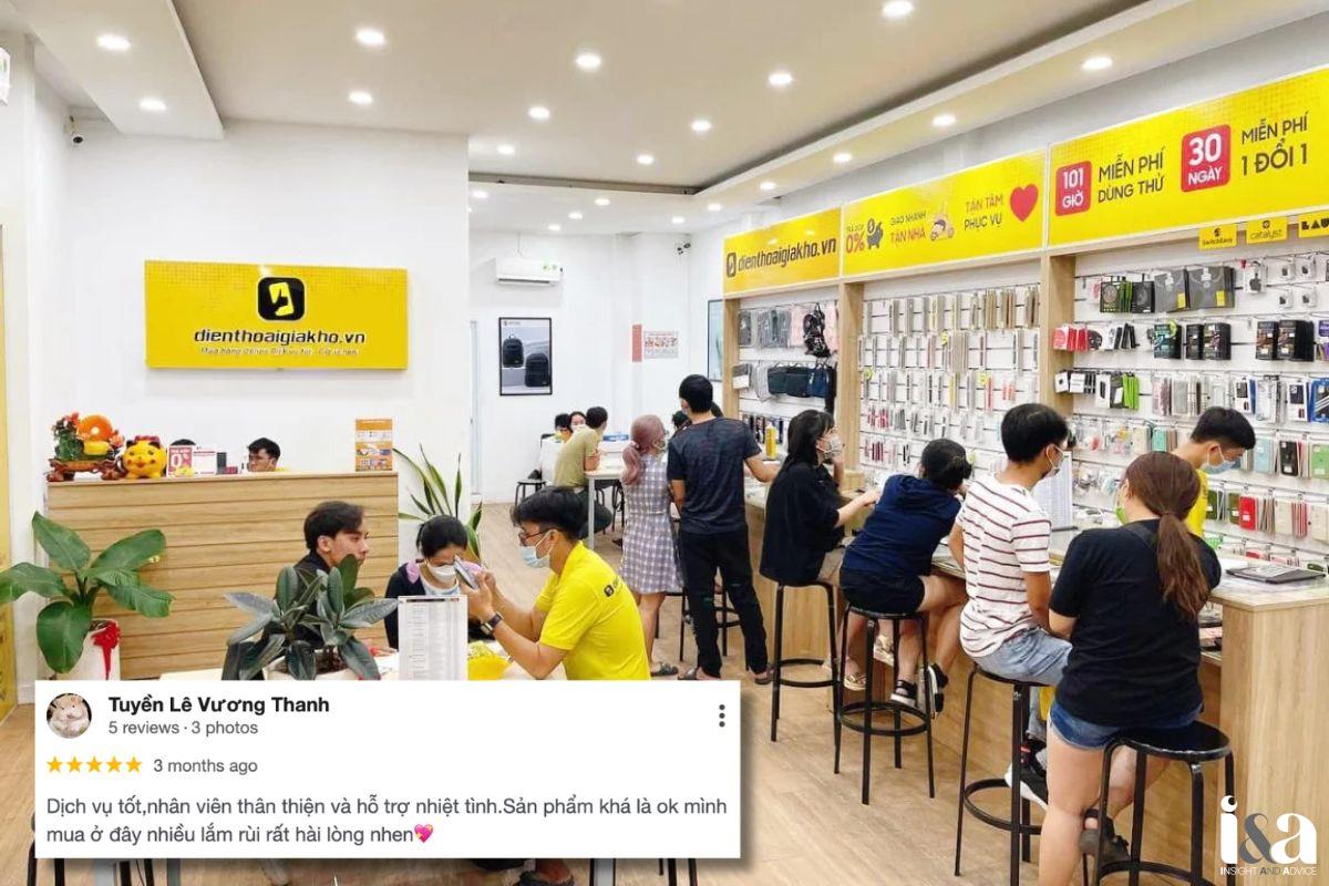 Không gian shop Điện Thoại Giá Kho