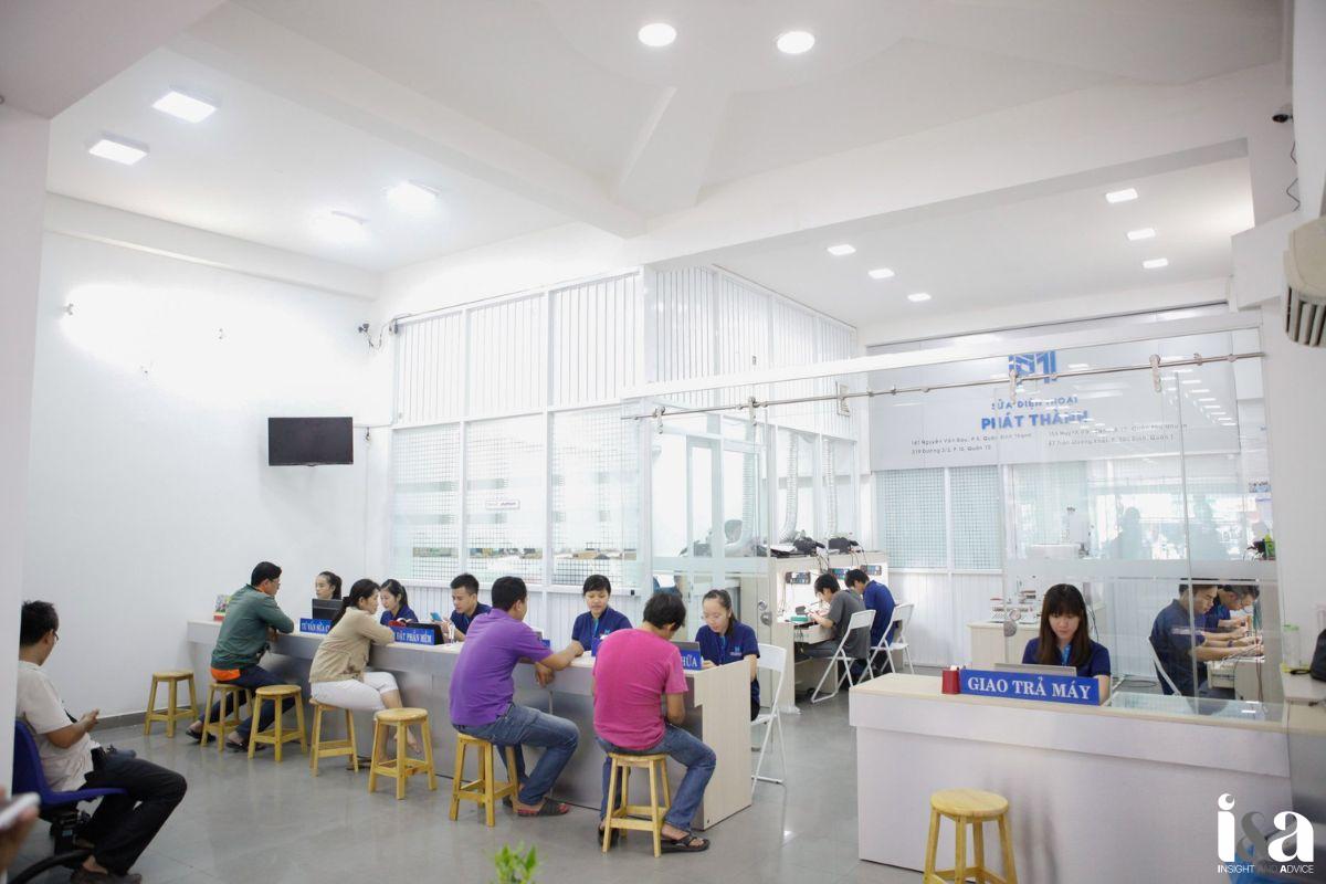 Không gian bên trong của Phát Thành Mobile