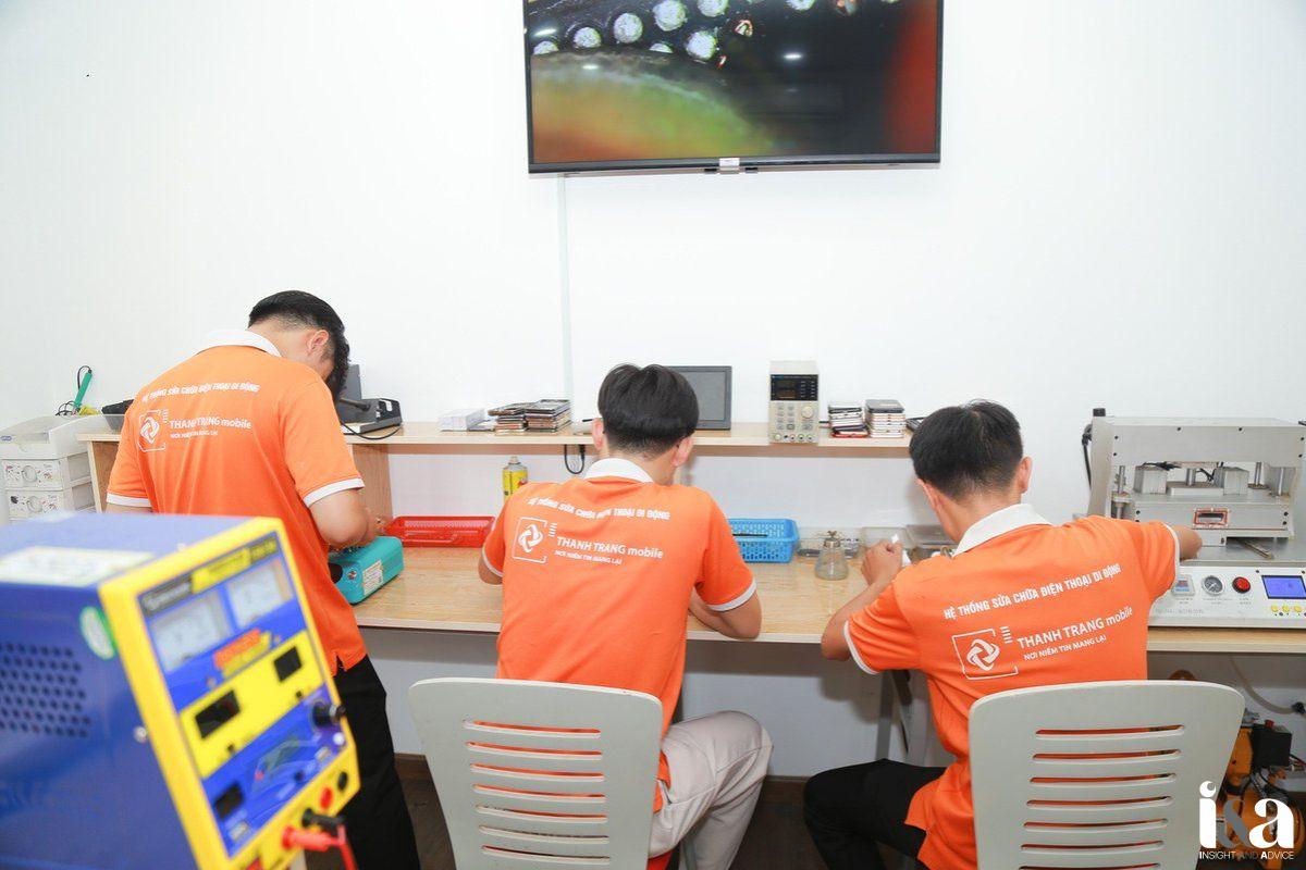 Đội ngũ kỹ thuật viên Thanh Trang Mobile
