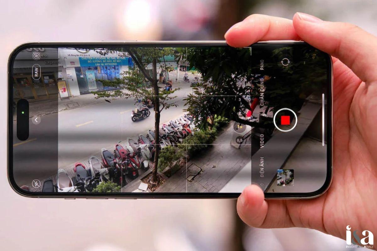 Camera iPhone bị chớp liên tục