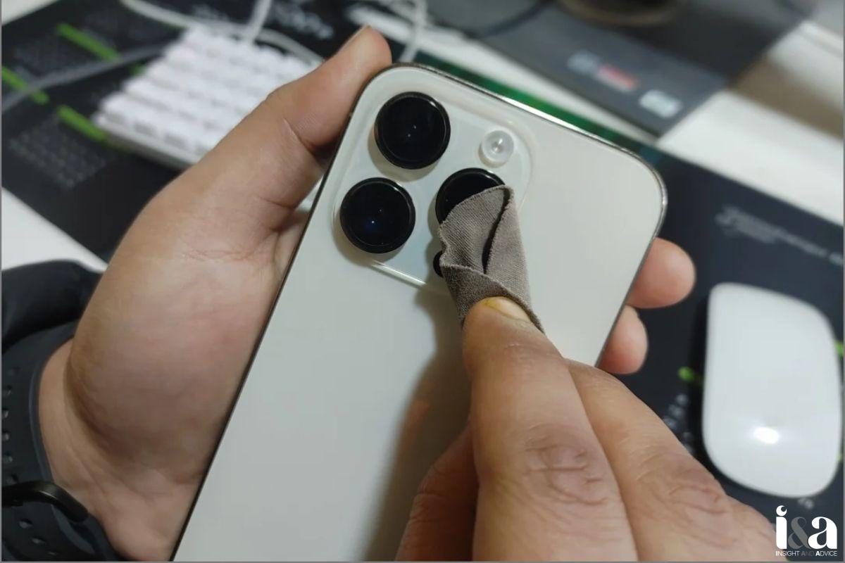 Vệ sinh kỹ lưỡng camera