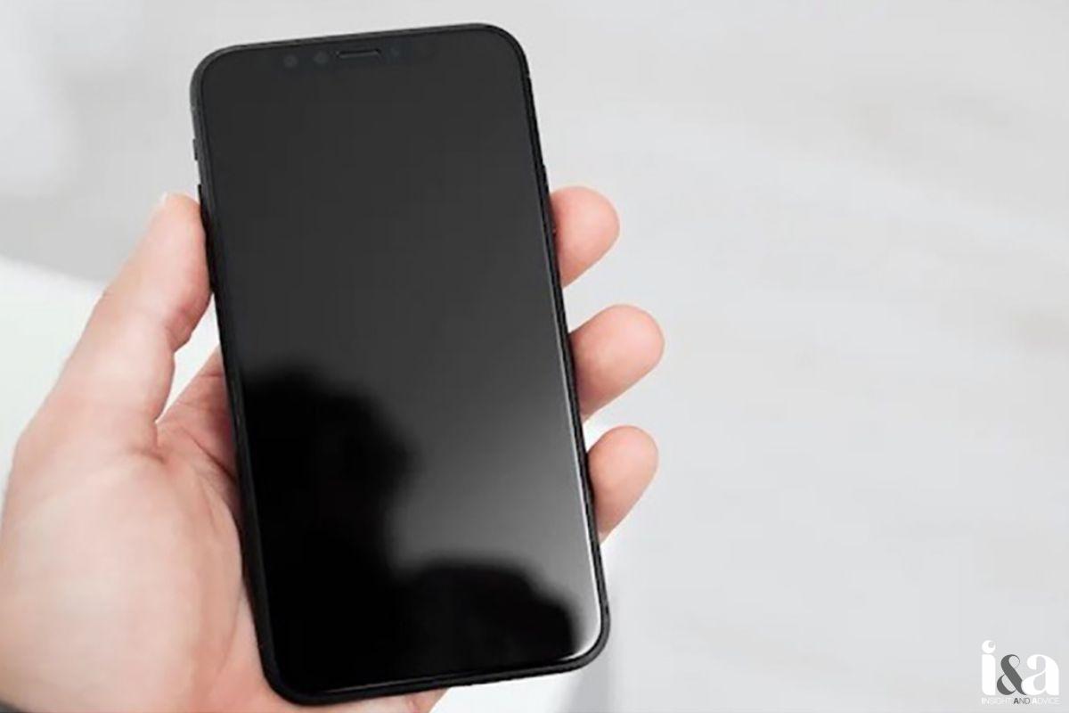 iPhone bị đen màn hình nhưng vẫn chạy