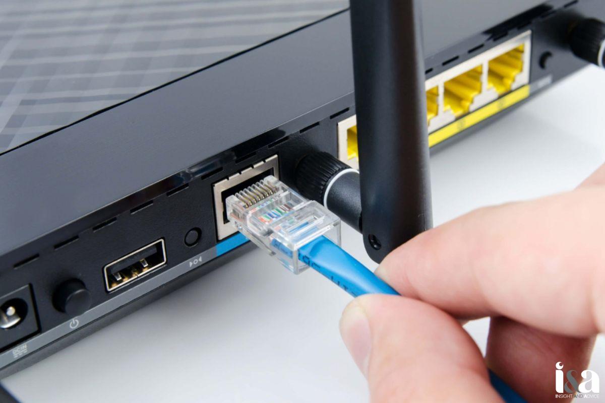 Kiểm tra router WiFi